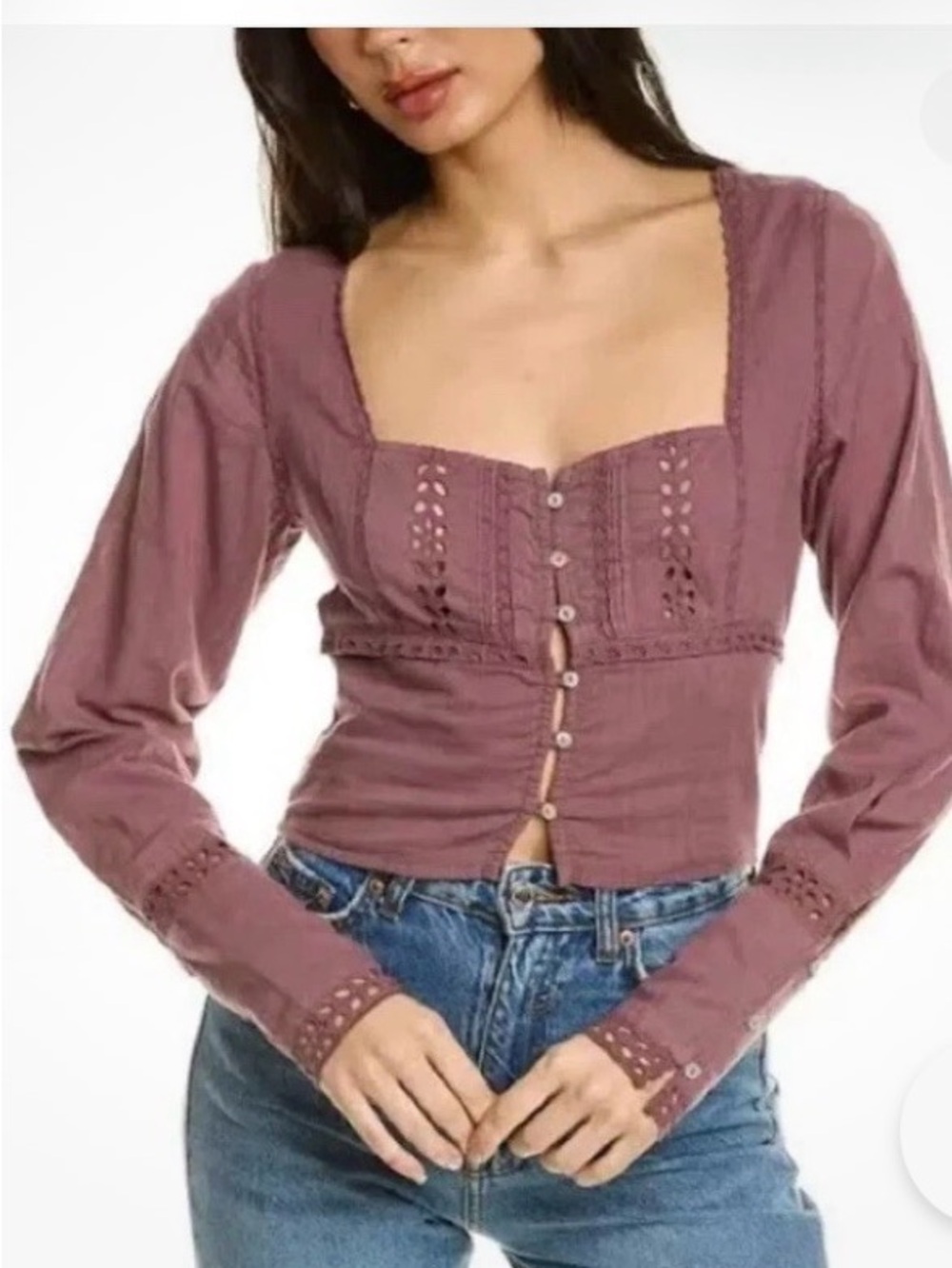 Free People Joi 
Women M Plum Eyelet
Accent Button Crop
Blouse MSRP $88